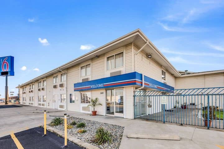 Hotel 79 of 82